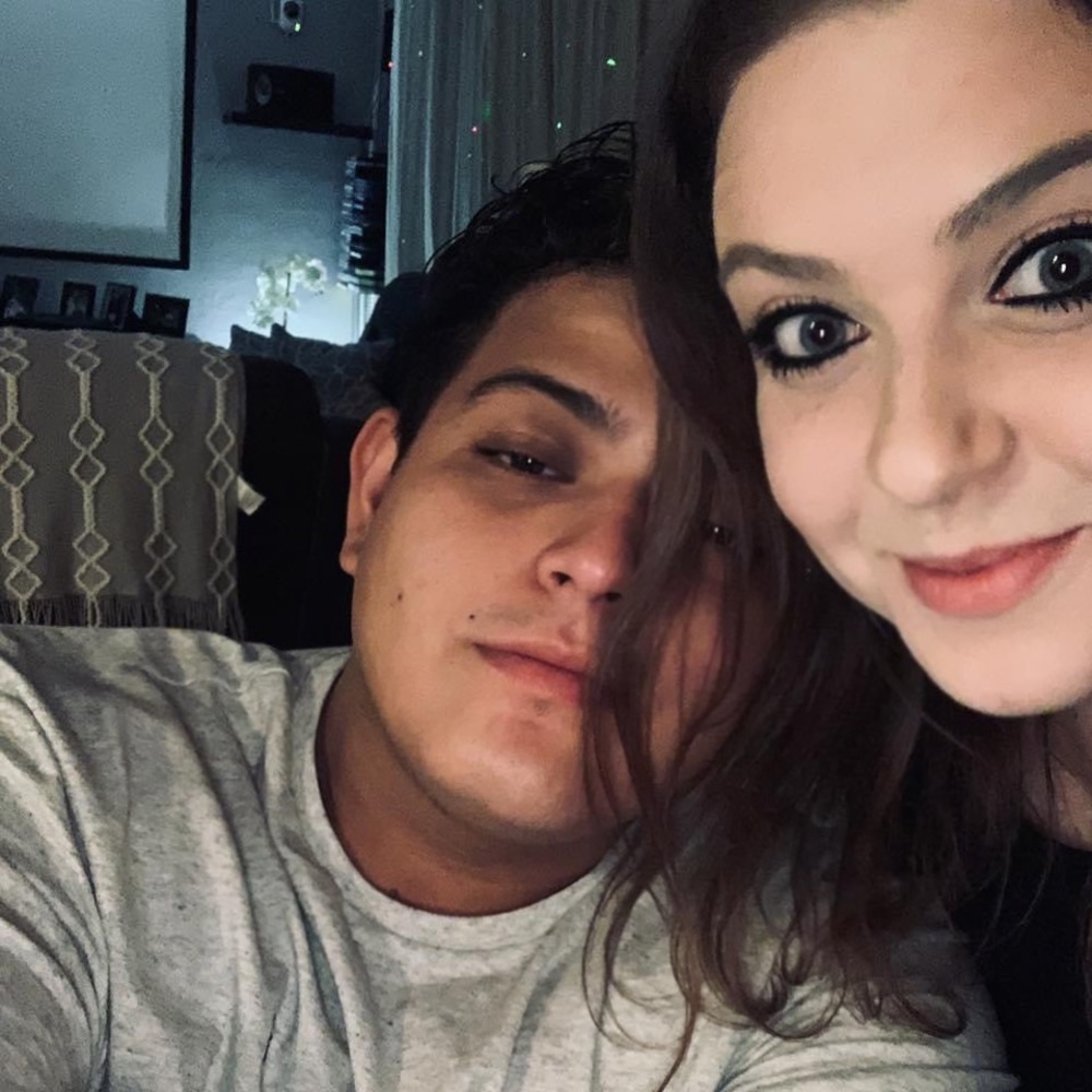 Meet your Posher, Alexis